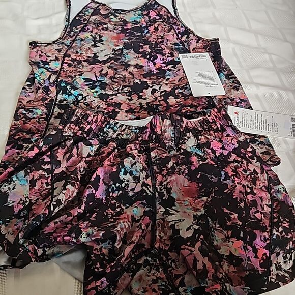 Lululemon Sculpt Tank Top & Trank MR Short 5" Lined Size 4 Black/ Pink - Picture 16 of 16